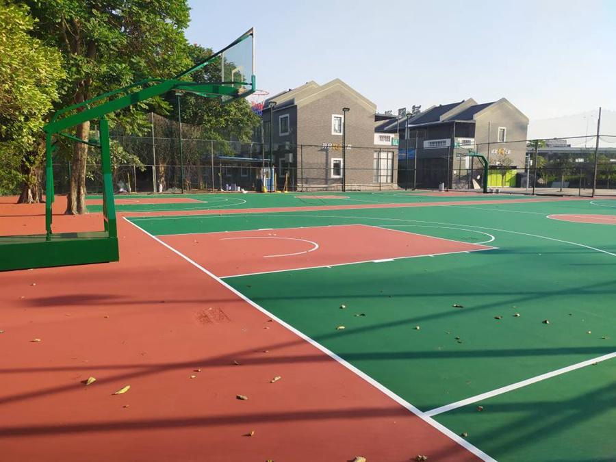 硅PU籃球場厚度標準是什么?