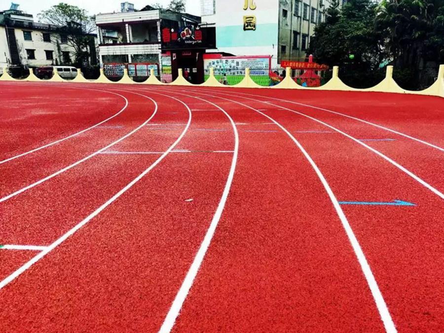 在塑料跑道項目的工程施工全過程中應怎樣防水?