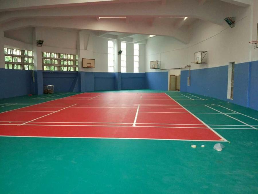 如何分辨丙烯酸球場(chǎng)材料質(zhì)量的好壞?